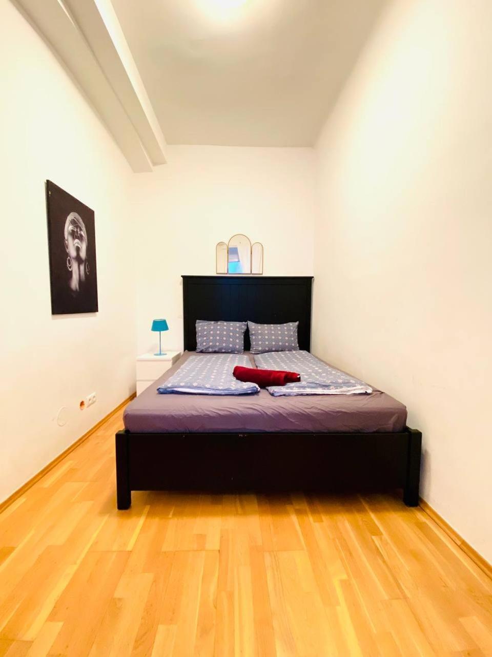 Family Apartment Th8 8 Wenen Buitenkant foto
