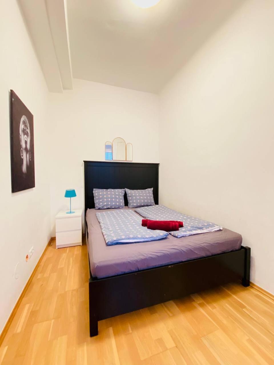 Family Apartment Th8 8 Wenen Buitenkant foto