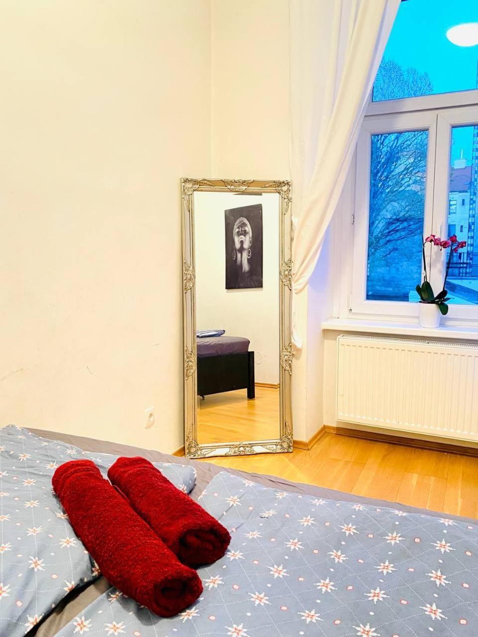 Family Apartment Th8 8 Wenen Buitenkant foto